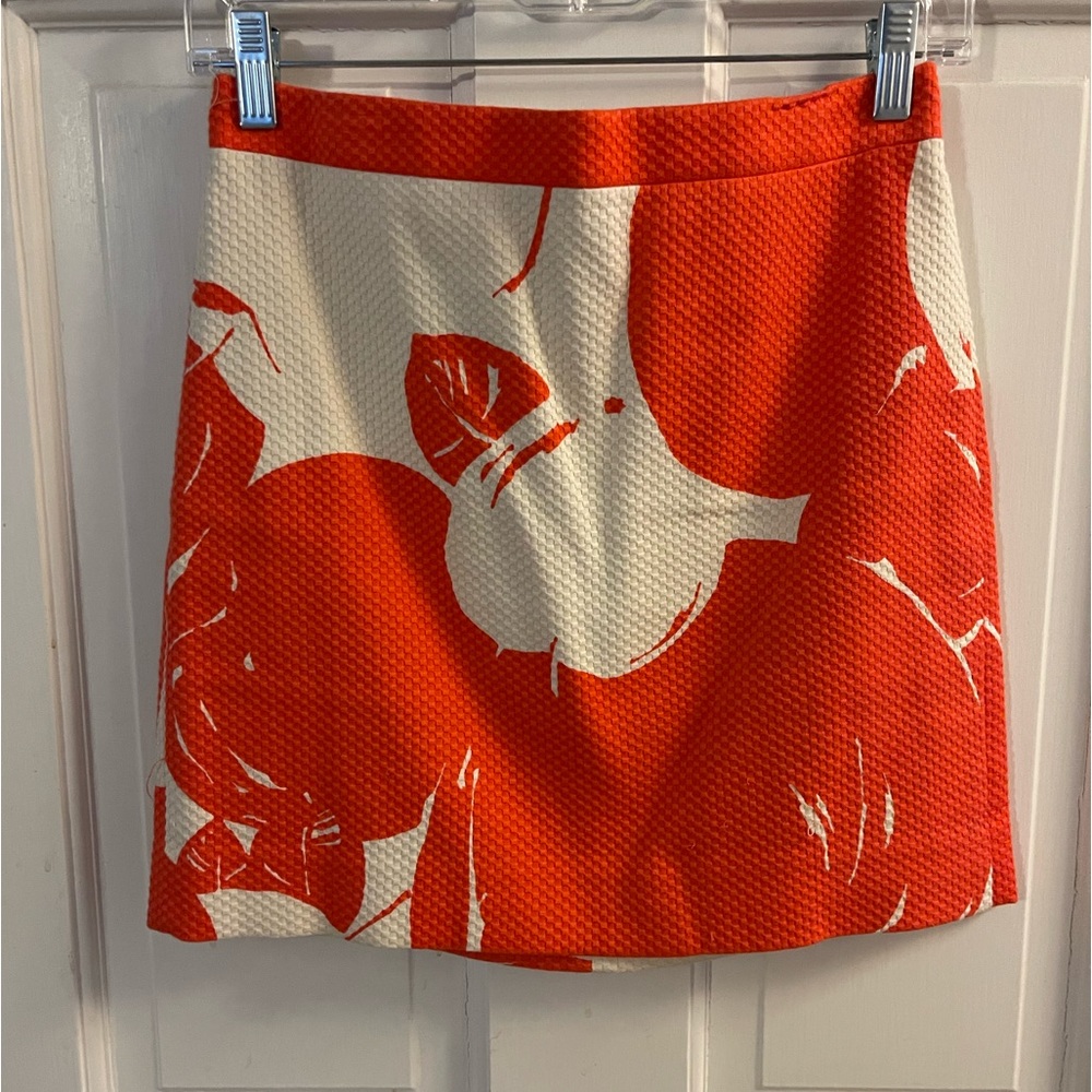 J Crew cotton blend orange/ivory mini skirt - size 0 - like new - back pockets